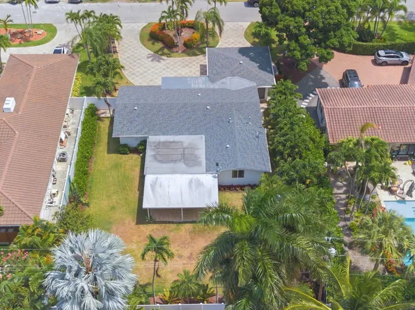 1745 NE 36th Street, Oakland Park, FL 33334