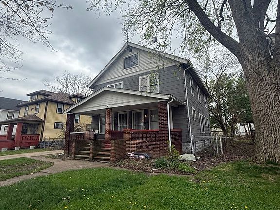 2nd image of 1836 E 33rd St