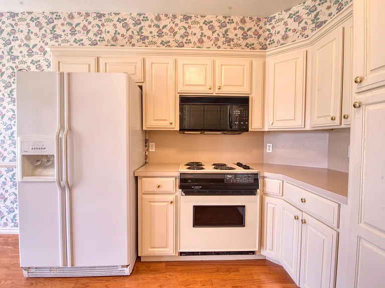 15501 Arbuckle Hts — Photo 10