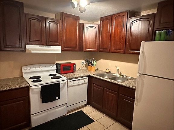 3rd image of 5185 Gray Ln #L