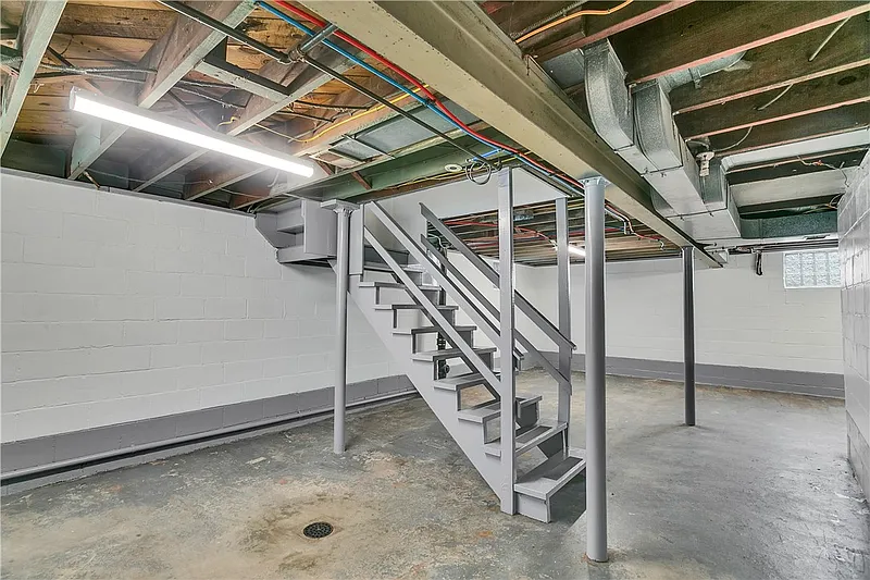 Thumbnail 19