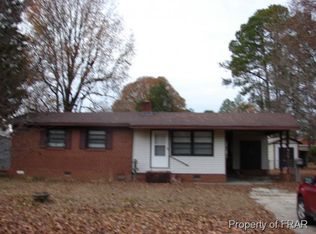 310 W 3rd Ave, Raeford, NC 28376