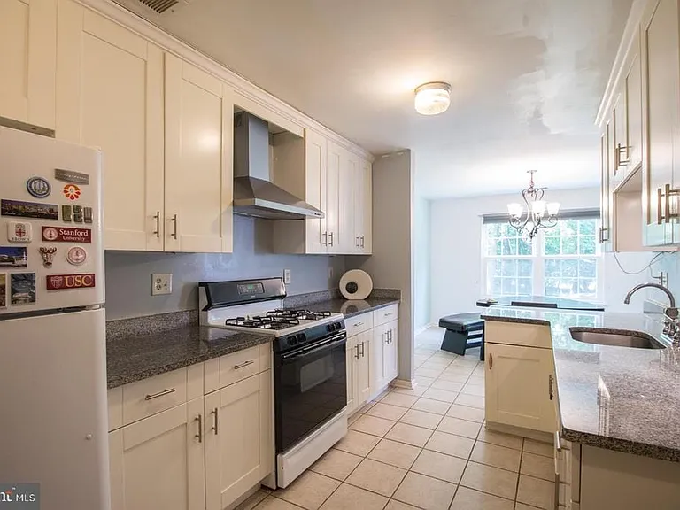 15 B Andover Cir #B — Photo 5
