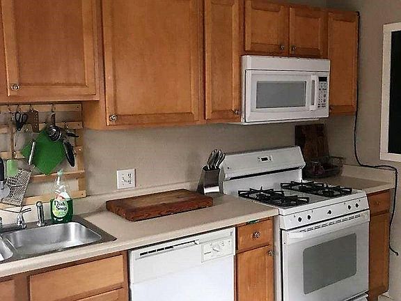 Kitchen 3