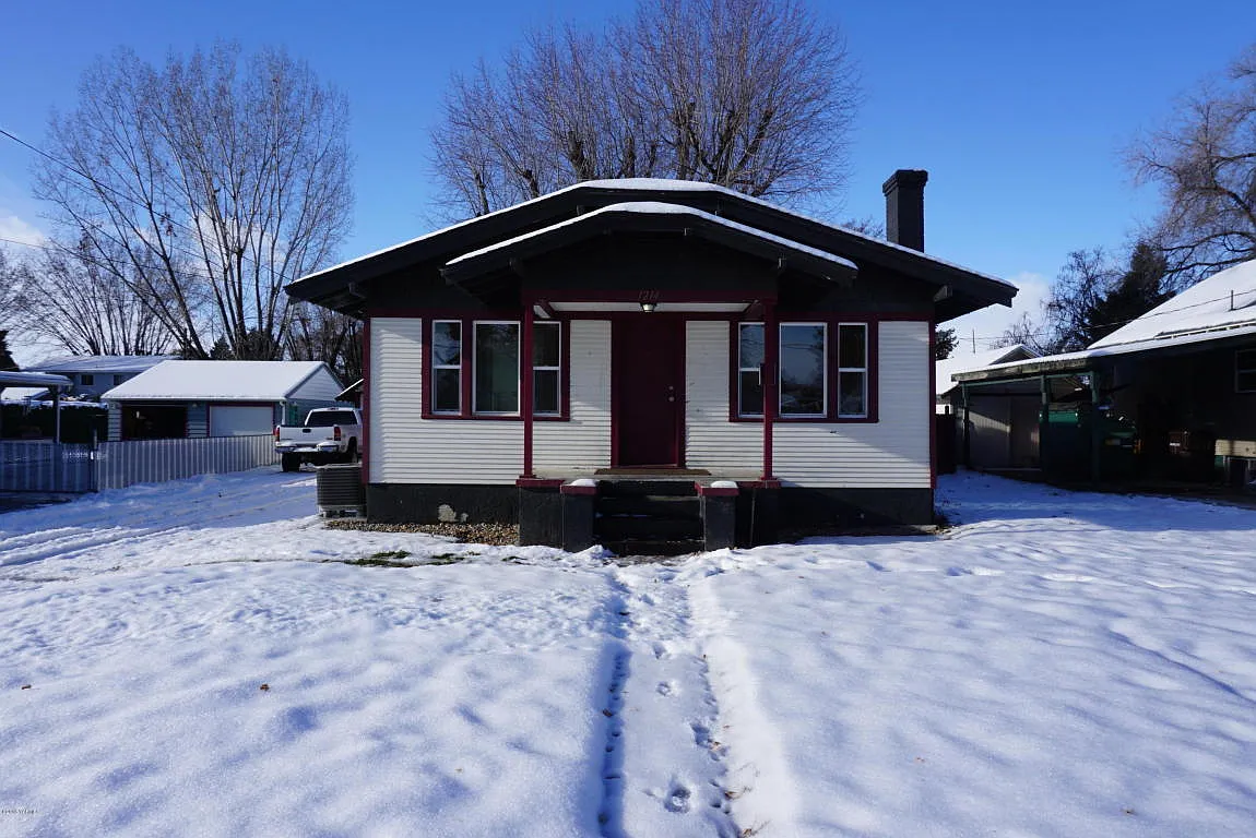 1214 S 14th Ave photo 1