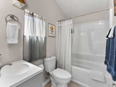 1233 Titan Ct, Escondido, CA, 92026