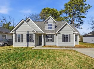 3332 Gwin St, Portsmouth, VA 23704