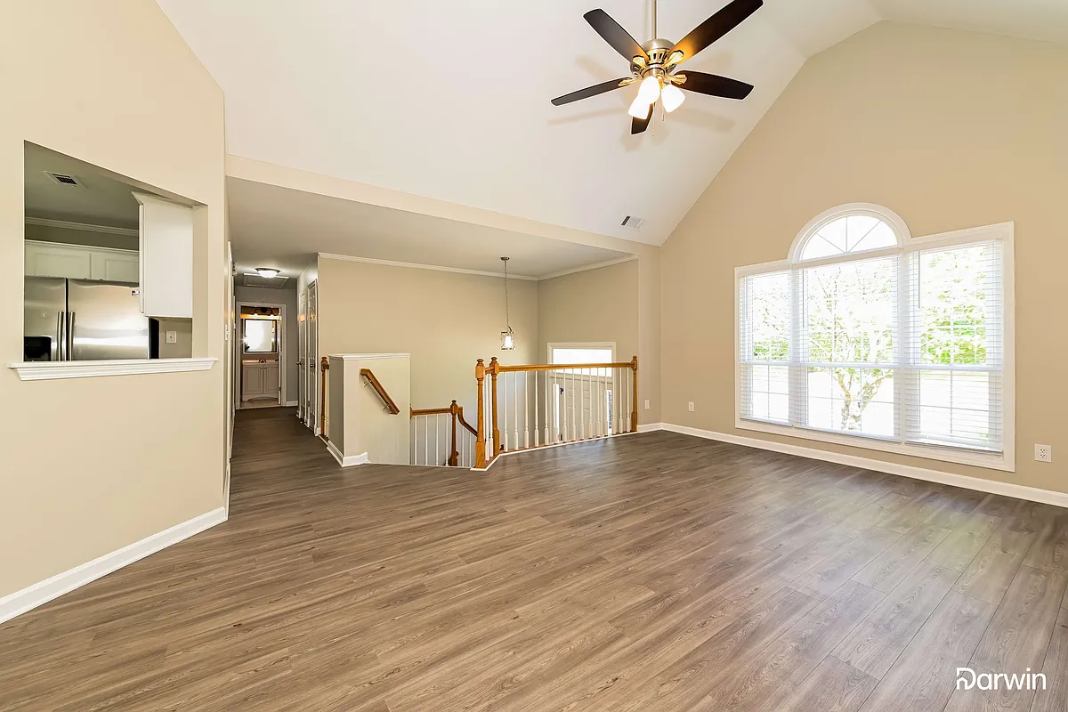 Building Photo - 118 Clarin Way
