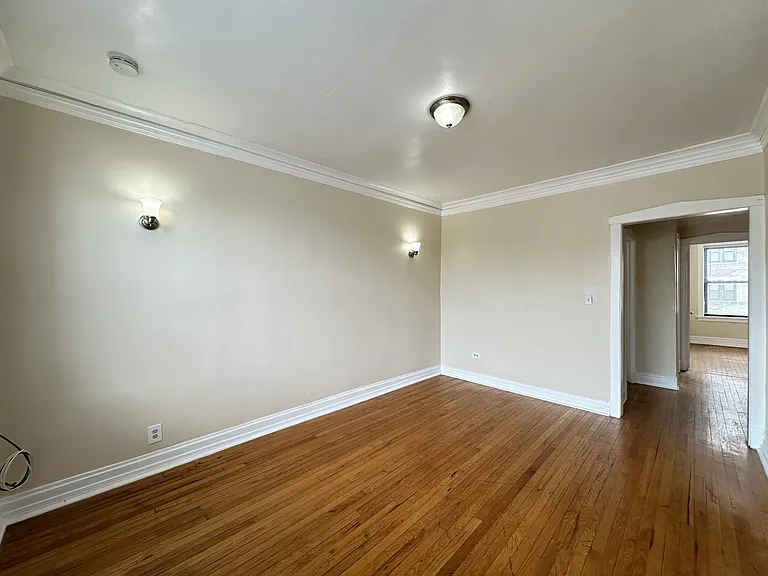 1670 W Pratt Blvd #3 — Photo 10