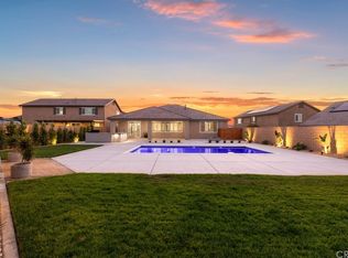 5470 Dowitcher Ct, Jurupa Valley, CA 91752
