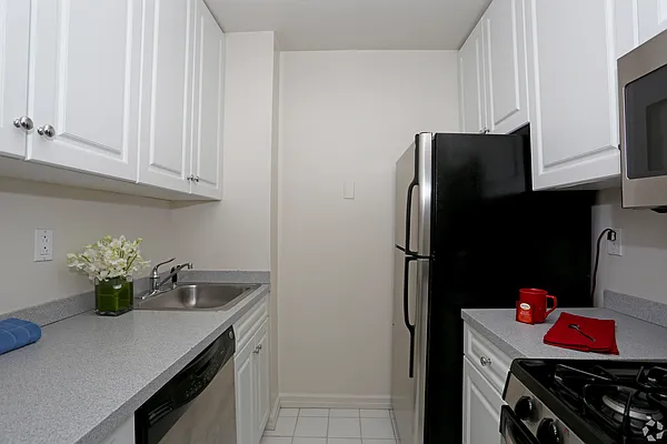 Rented by Jack Resnick & Sons | media 22