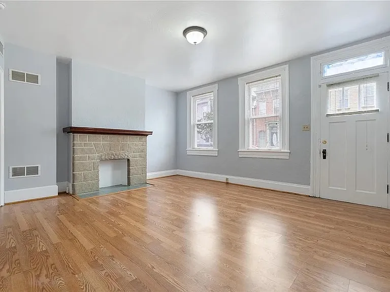 103 S 13th St — Photo 5