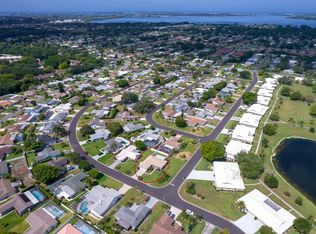 1310 64th St W, Bradenton, FL 34209