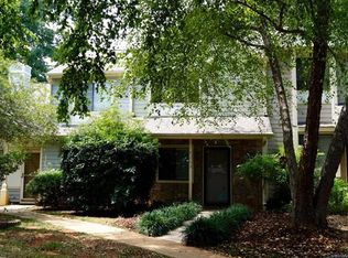 4063 N Course Dr, Charlotte, NC 28277