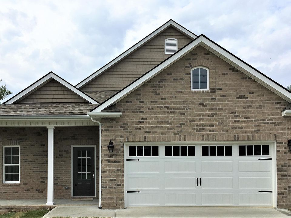 1st image of 907 Gothic Manor Way