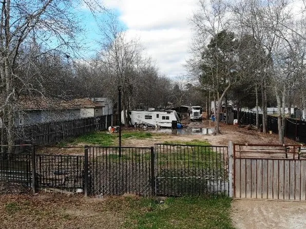 1036 County Road 5003, Cleveland, TX 77327