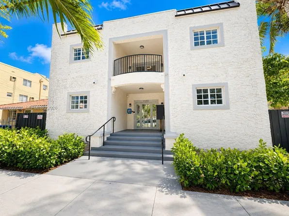 1132 NW 3rd St, Miami, FL 33128