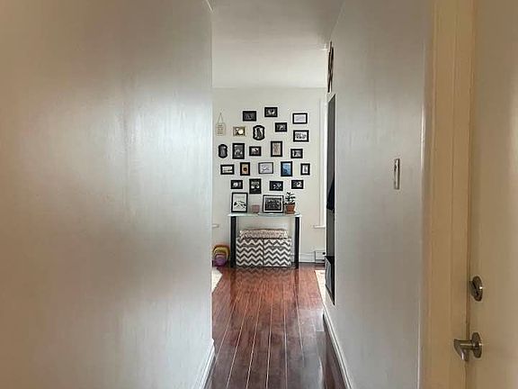 5th image of 1-93 King St E #95