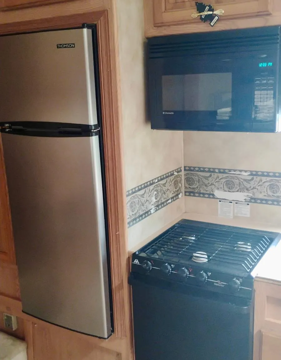 1 bed, $700 — Photo 1