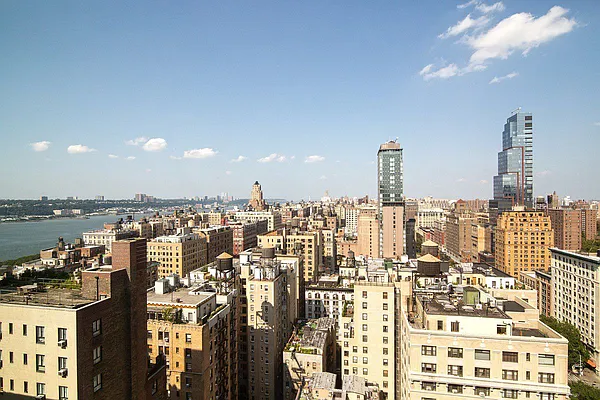 Rented by Nest Seekers International | media 20