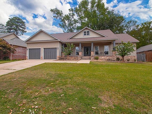 4th image of 1124 Churchill Dr