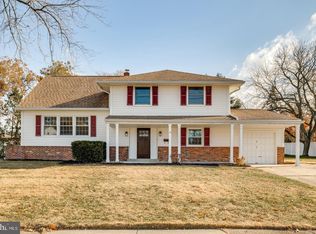 4 Ridgewood Ave, Delran, NJ 08075