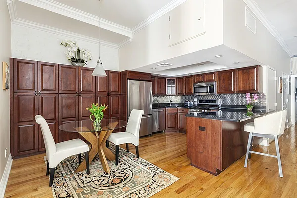 Sold by Compass | media 5