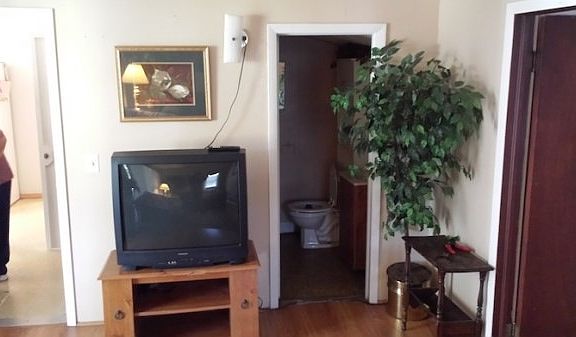 3rd image of 402 Conrad Dr