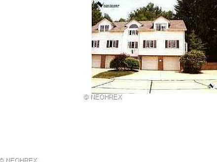 1st image of 213 S Oval Dr