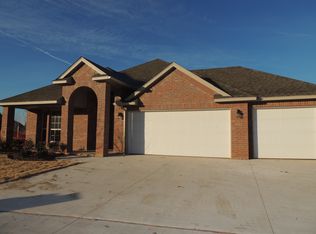 3705 Millers Creek Ln, Mustang, OK 73064