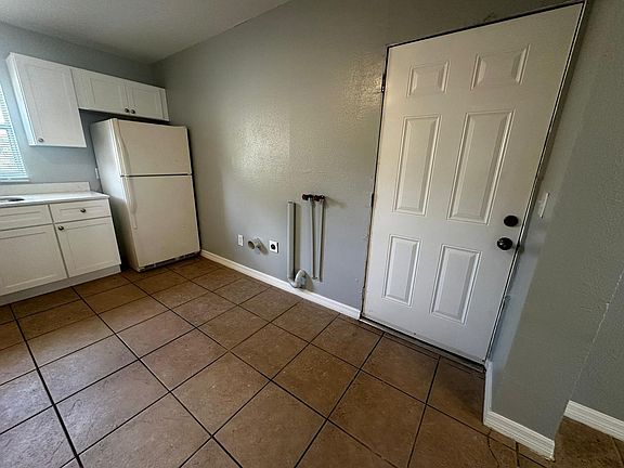 3rd image of 2702 E 22nd Ave