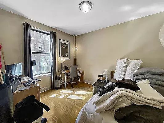 2nd image of 580 W 172nd St #3F