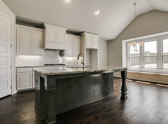 5th image of 1816 Crystal Cove Ln