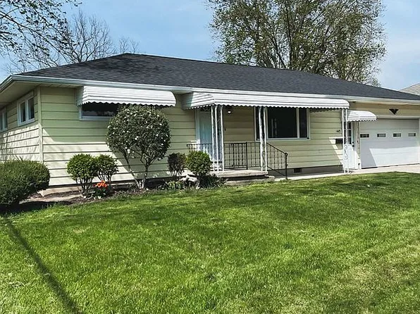 445 Oak St, Versailles, OH 45380