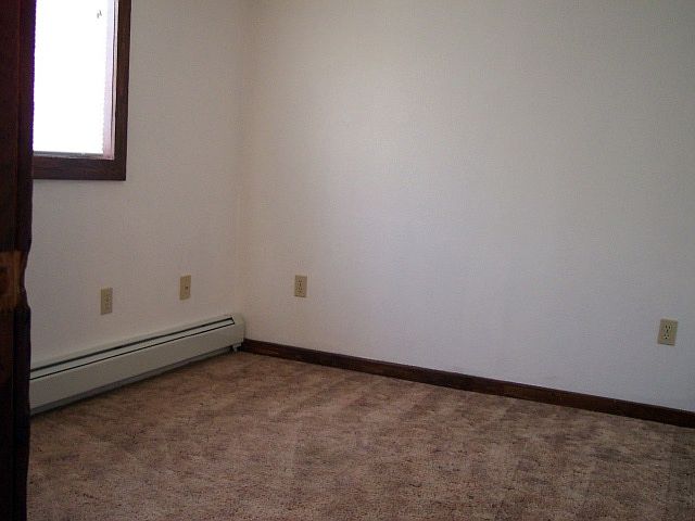 2nd image of 220 1/2 S 28th St