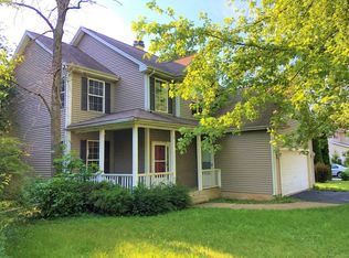 5509 Greenview Rd, Oakwood Hills, IL 60013