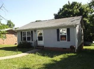 105 Booker Ave, Lexington, NC 27292