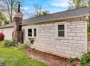 4469 N Twin Valley Rd, Morgantown, PA 19543