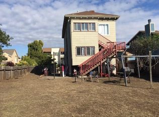 1629 Chestnut St, Oakland, CA 94607