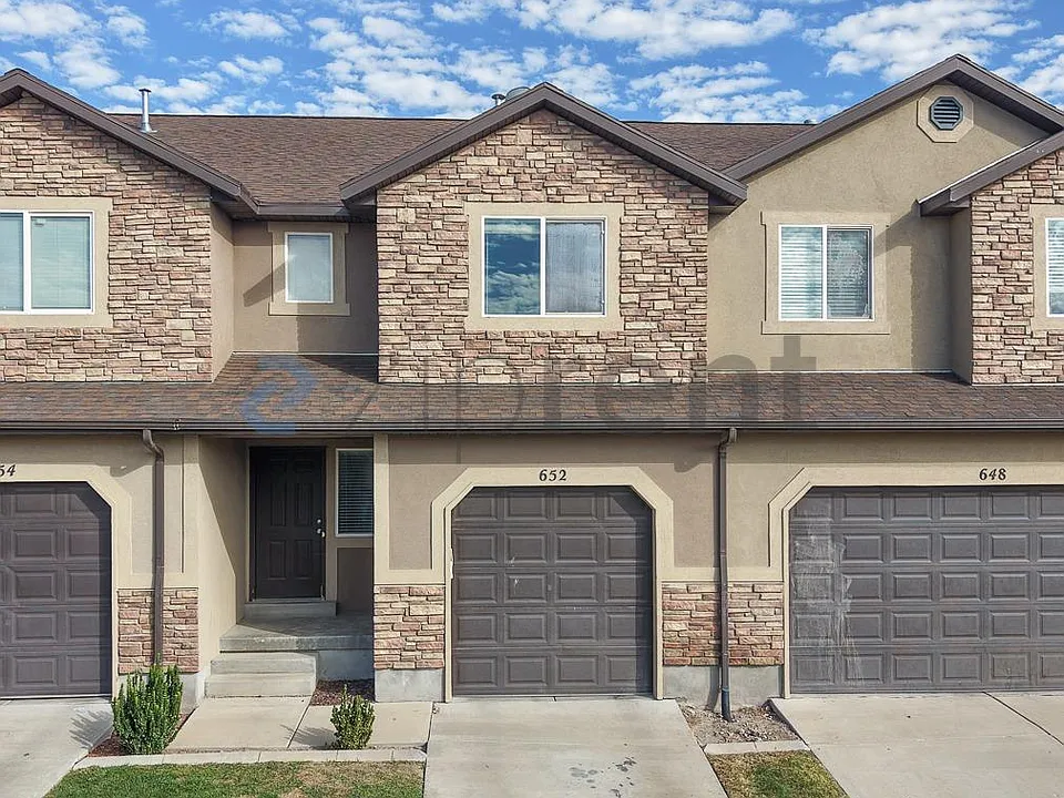 652 W Pimlico Dr
