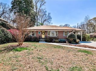 2617 Woodridge Dr, Decatur, GA 30033