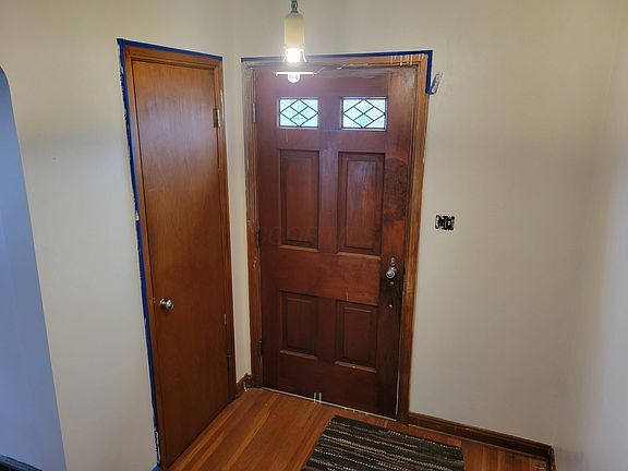 4th image of 169 N 21st St