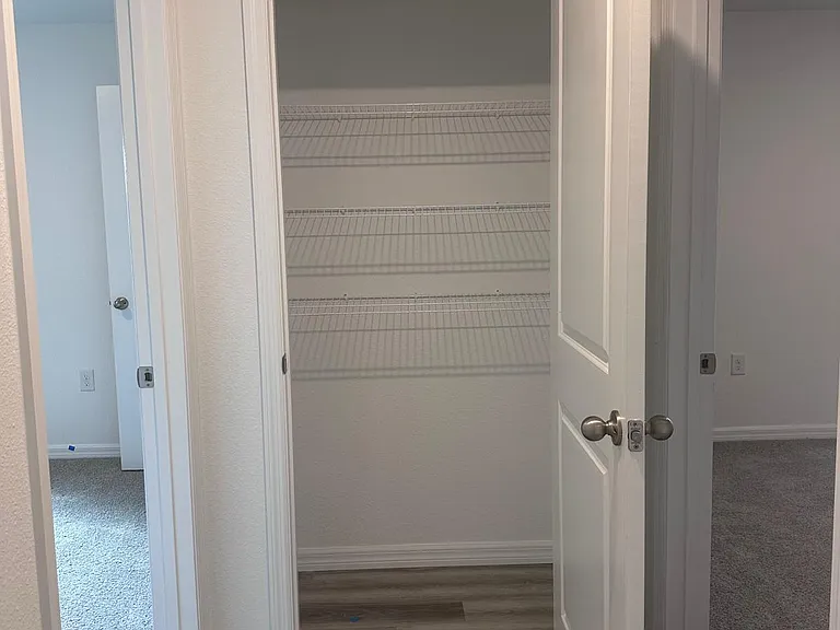 37066 Kings Crown Dr — Photo 14