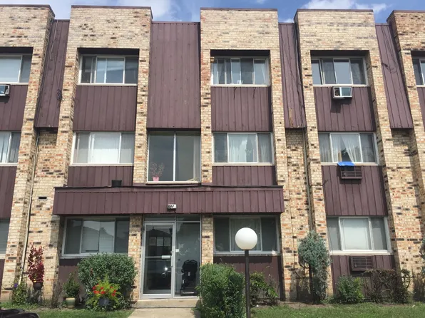 8667 1/2 W Foster Ave Unit 1C, Chicago, IL 60656