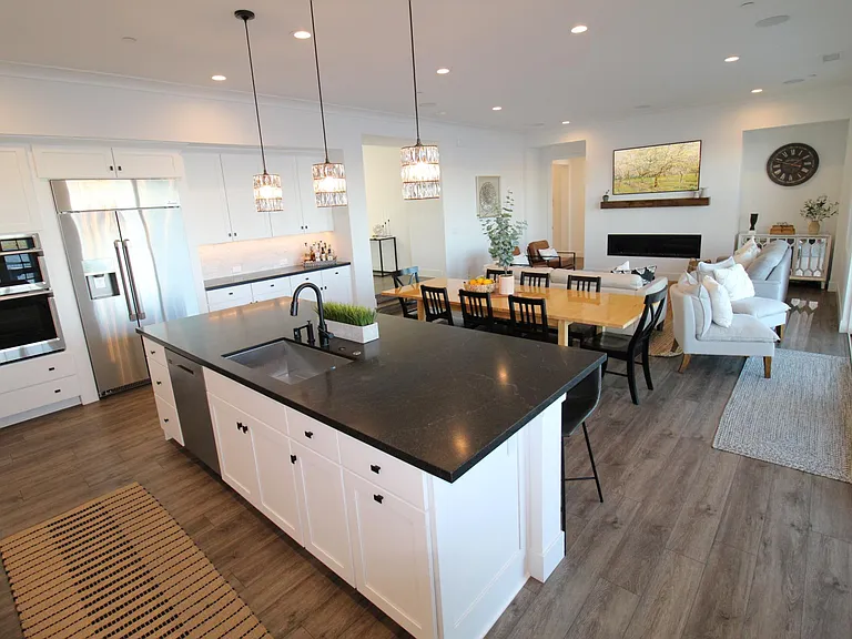 43 Edgewater Ct — Photo 10