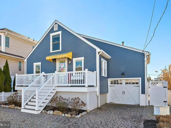 4 E Jerome Ave, Brant Beach, NJ 08008