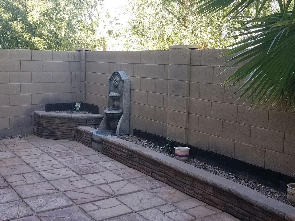1st image of 2844 E Dunbar Dr