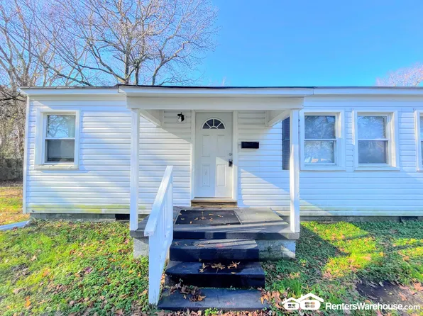 29 Beacon Rd, Portsmouth, VA 23702