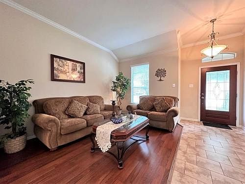 2nd image of 18715 Penn Farm Dr