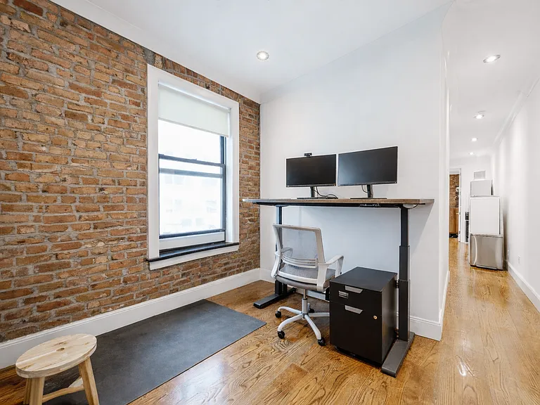 106 W 13th St #34 — Photo 5